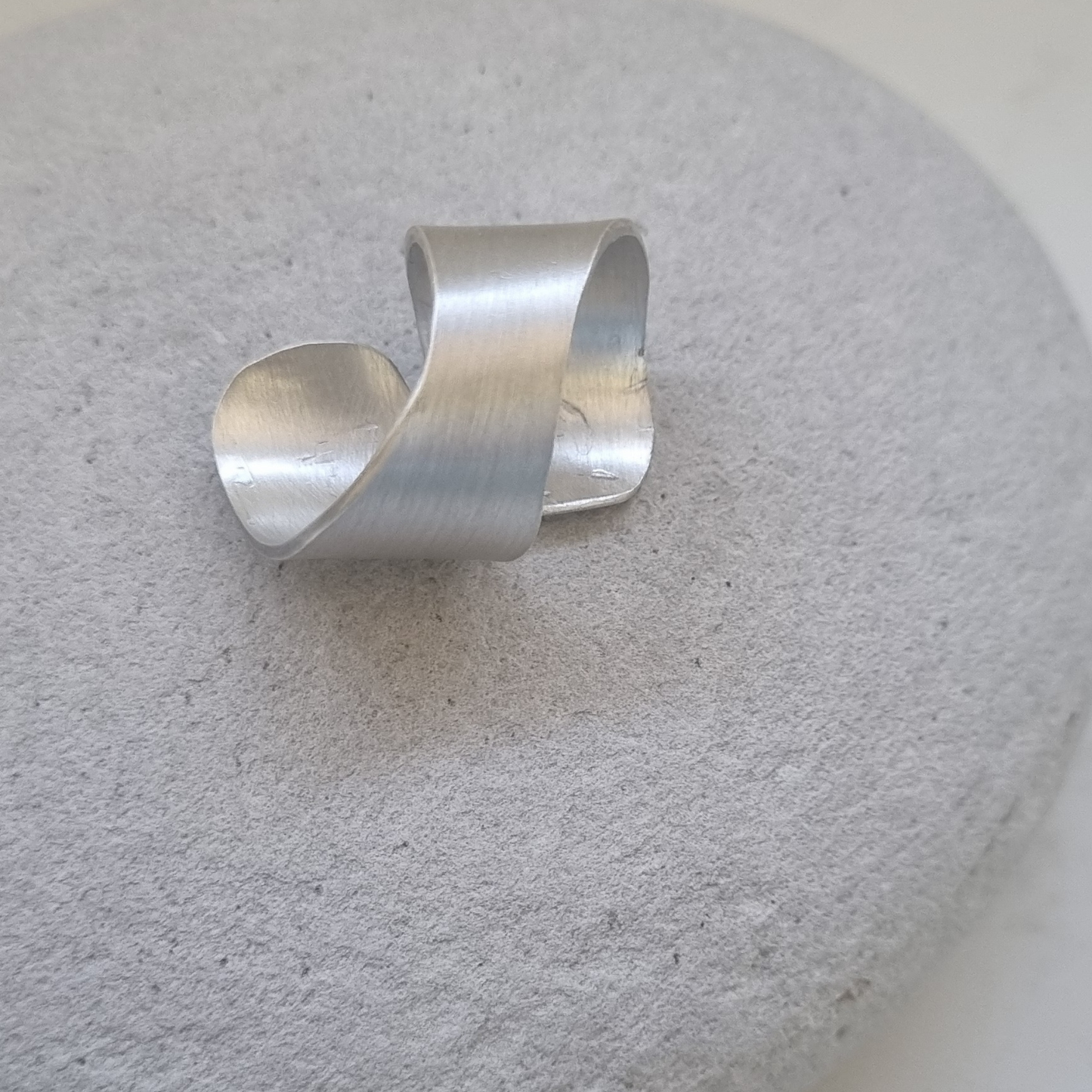 Curl ring silver