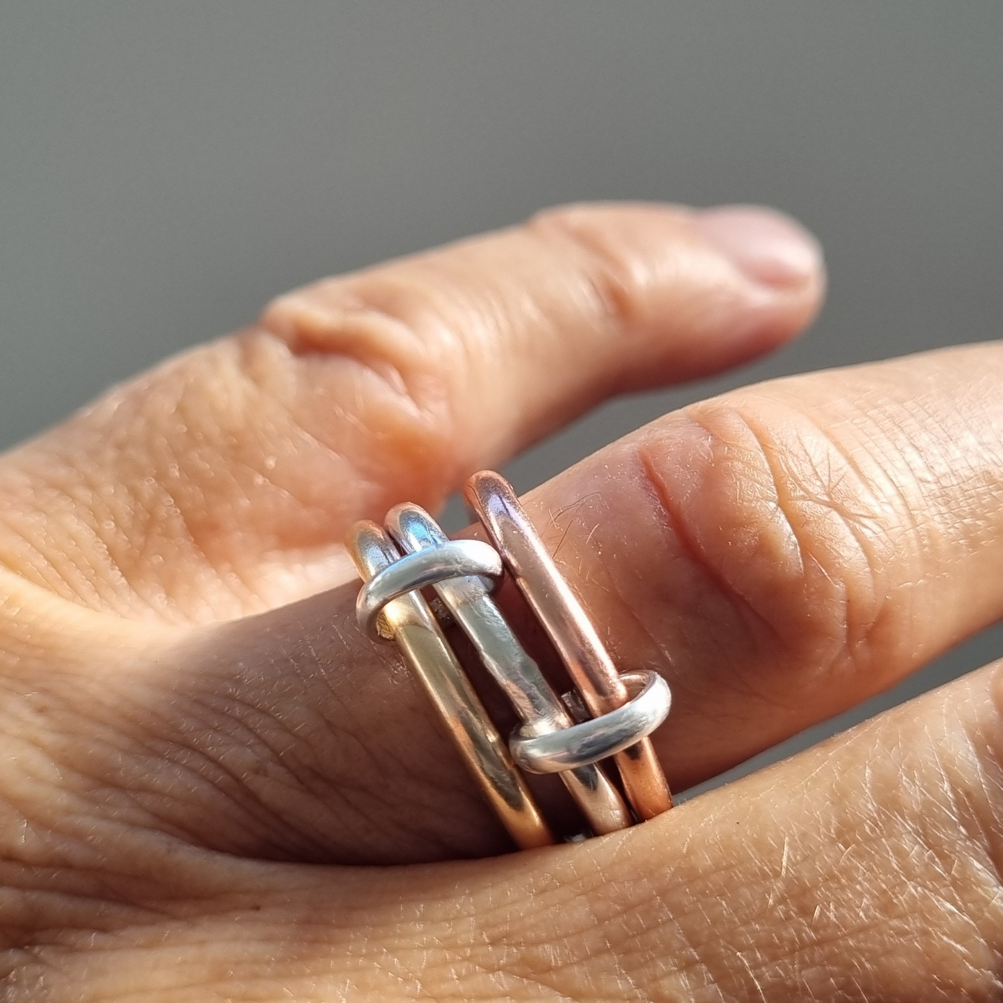Toru ring