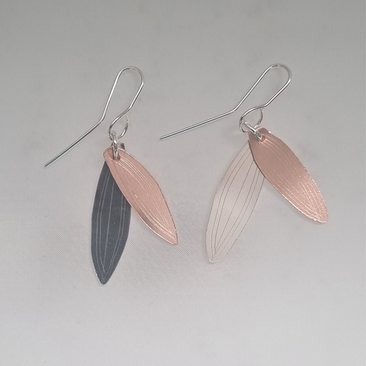 Kauri leaves earrings